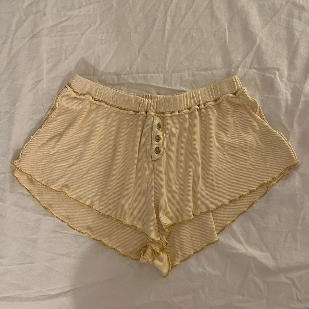 Cream Ruffled Button Shorts - Picture 1 of 5